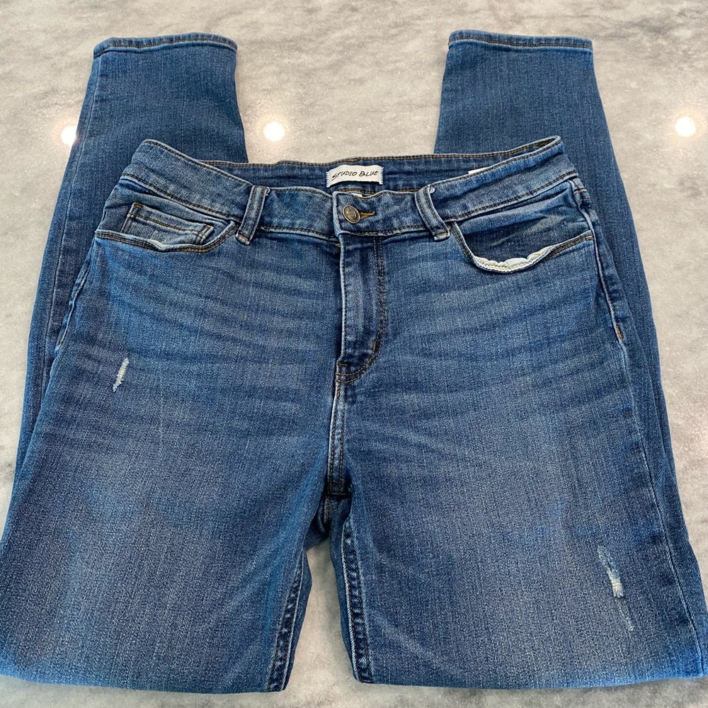 Studio Blue Jeans